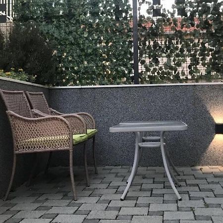 ספליט Holiday Home Aspalathos - With Free Parking, Near The Beach, A Few Minutes' Walking Distance To The Unesco Palace מראה חיצוני תמונה