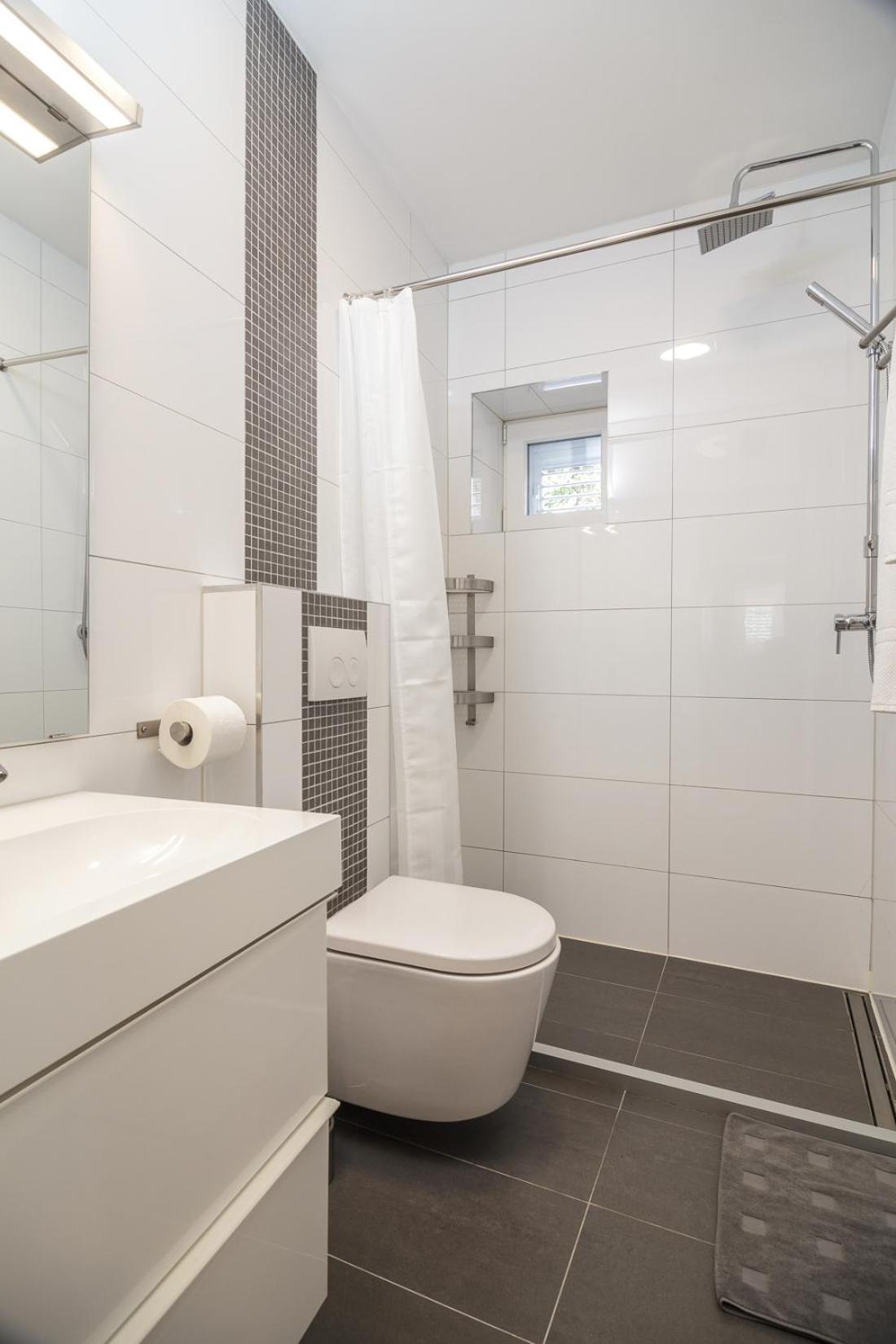 ספליט Holiday Home Aspalathos - With Free Parking, Near The Beach, A Few Minutes' Walking Distance To The Unesco Palace מראה חיצוני תמונה