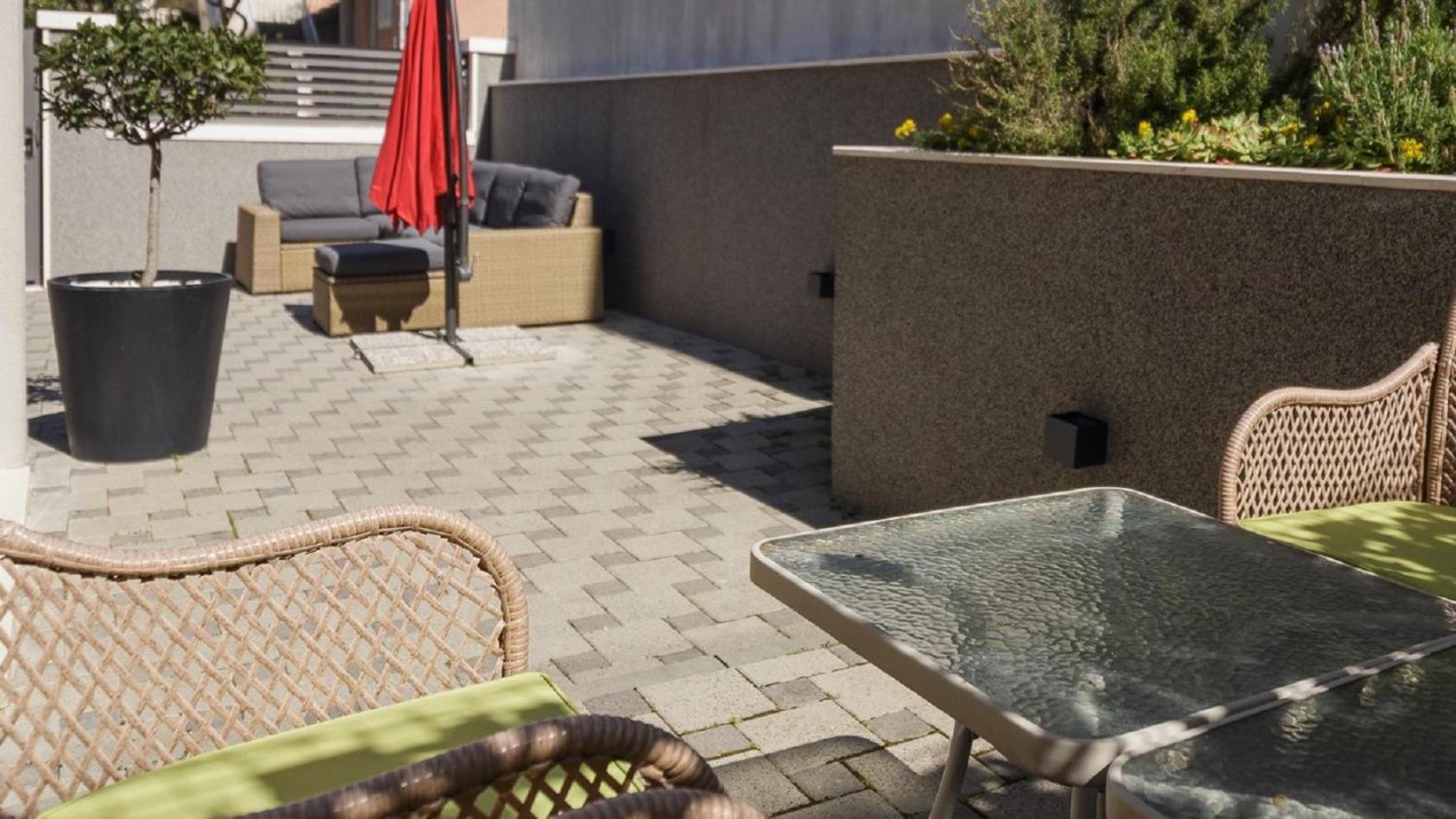ספליט Holiday Home Aspalathos - With Free Parking, Near The Beach, A Few Minutes' Walking Distance To The Unesco Palace מראה חיצוני תמונה
