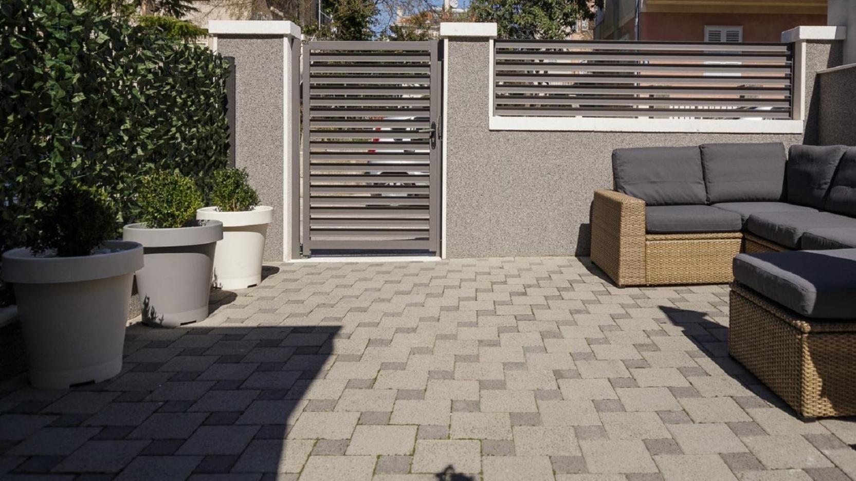 ספליט Holiday Home Aspalathos - With Free Parking, Near The Beach, A Few Minutes' Walking Distance To The Unesco Palace מראה חיצוני תמונה
