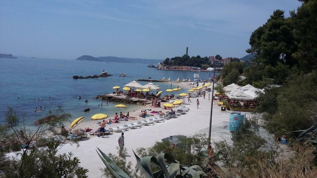 ספליט Holiday Home Aspalathos - With Free Parking, Near The Beach, A Few Minutes' Walking Distance To The Unesco Palace מראה חיצוני תמונה