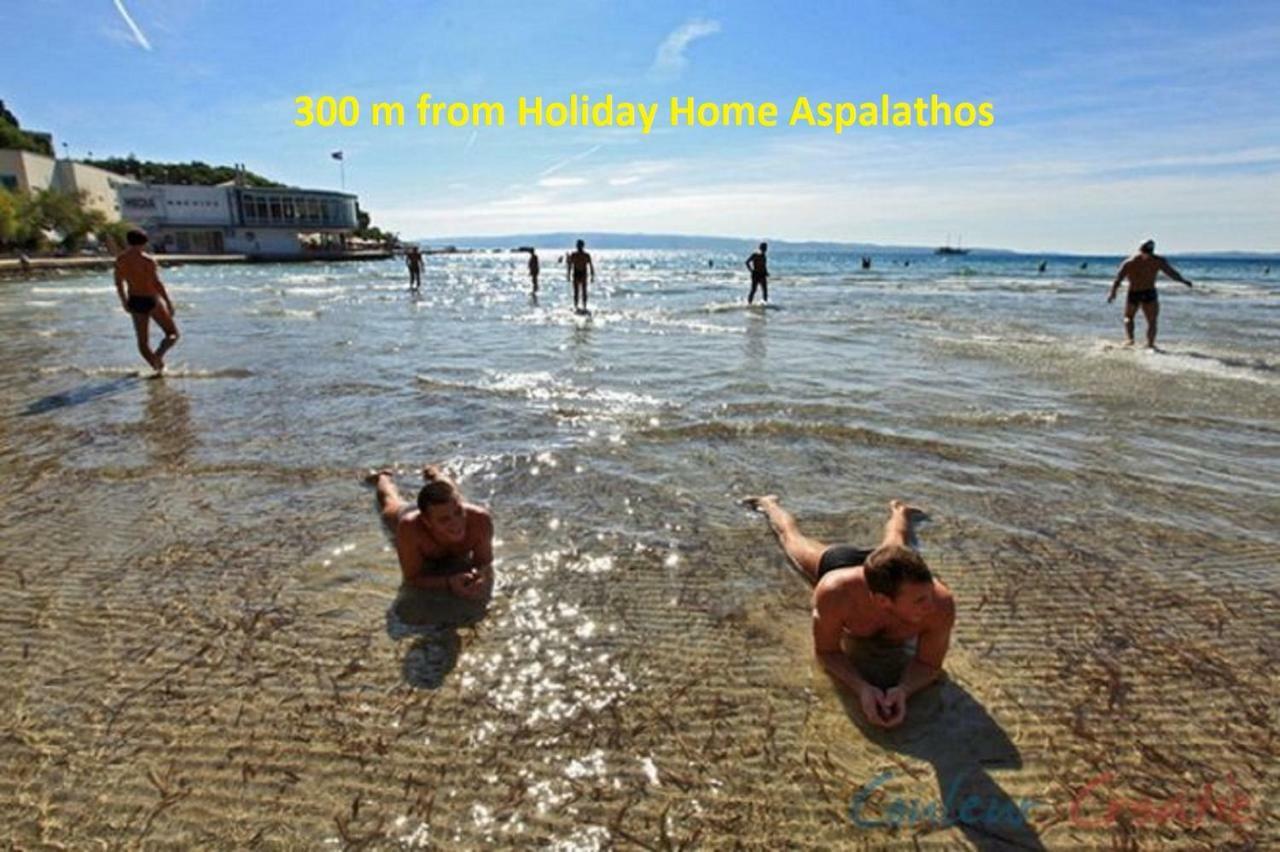 ספליט Holiday Home Aspalathos - With Free Parking, Near The Beach, A Few Minutes' Walking Distance To The Unesco Palace מראה חיצוני תמונה